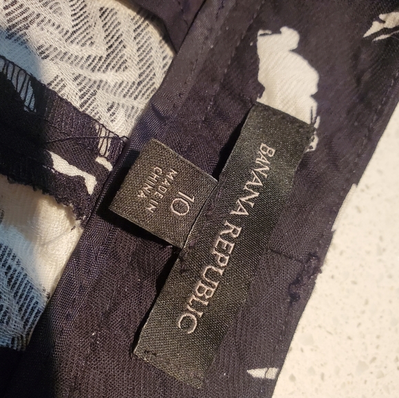 Abstract woven carpi - Picture 6 of 9